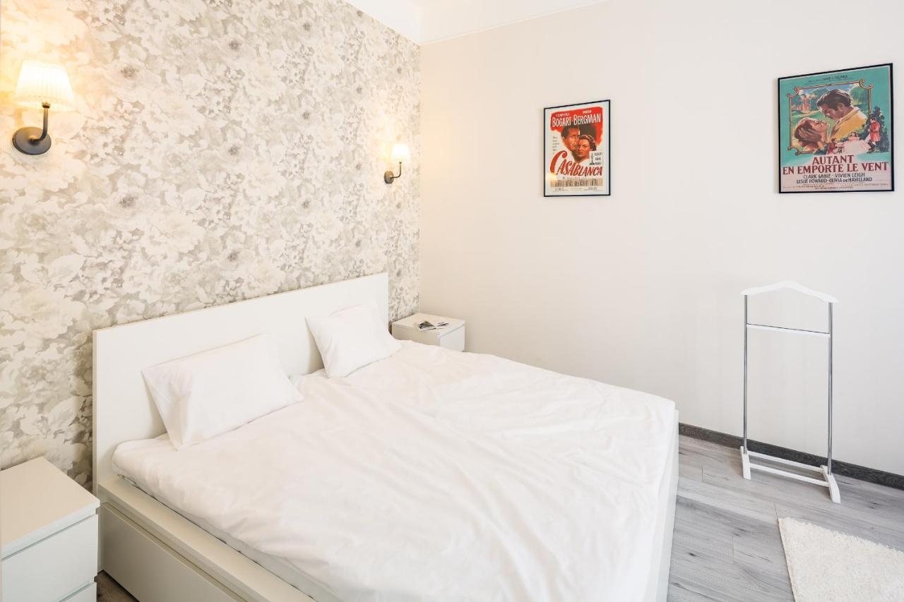 #1 Apartment Lviv Eksteriør bilde