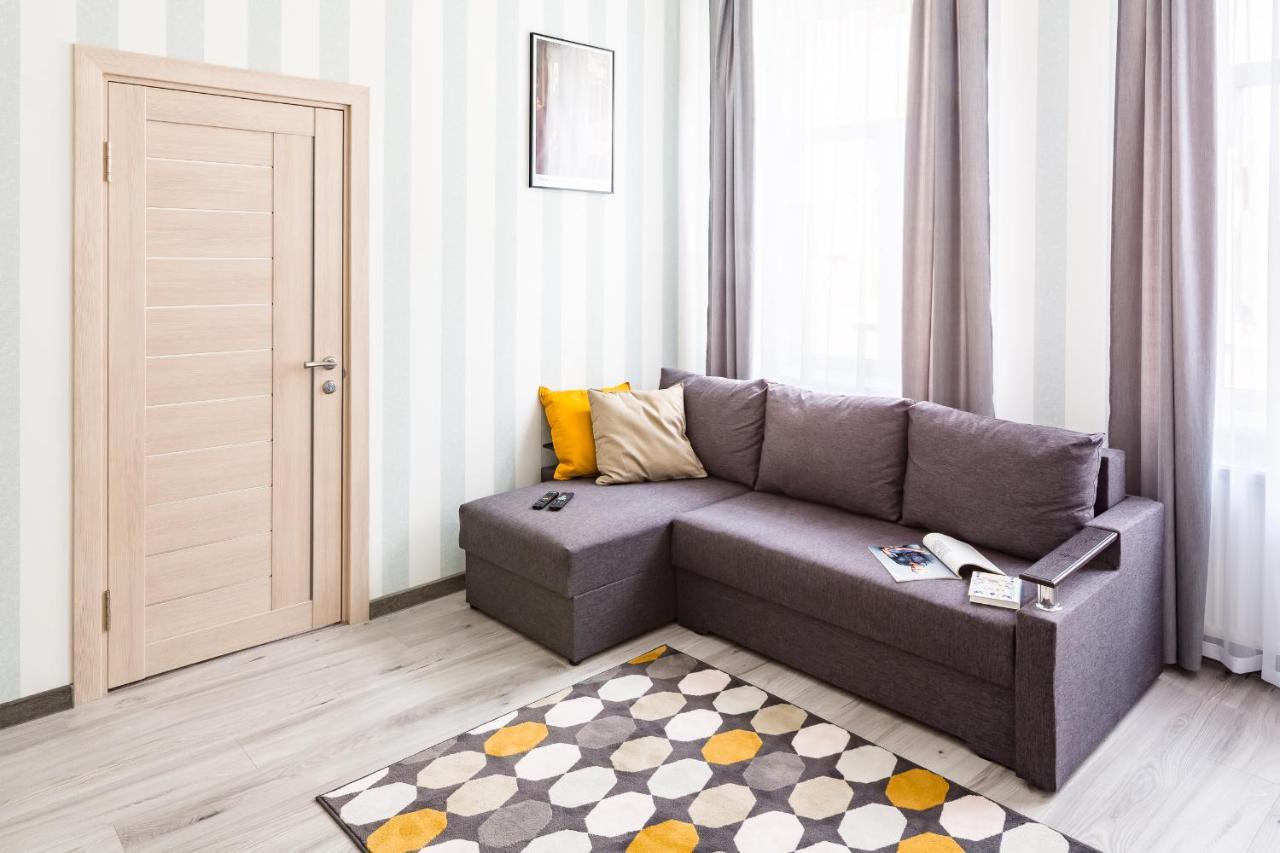 #1 Apartment Lviv Eksteriør bilde